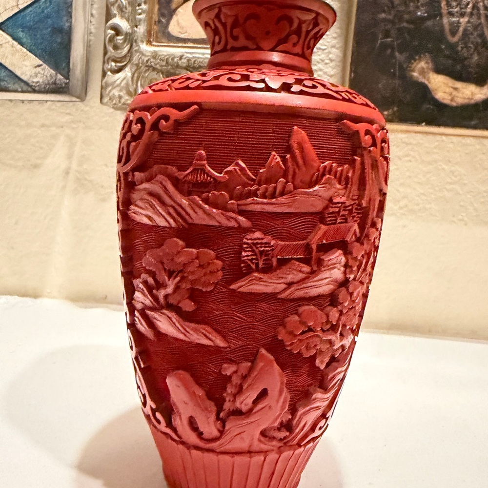 Vintage Chinese Cinnabar Lacquer Vase Hand-Carved Landscape Scene, Blue Enamel - Picture 4 of 7